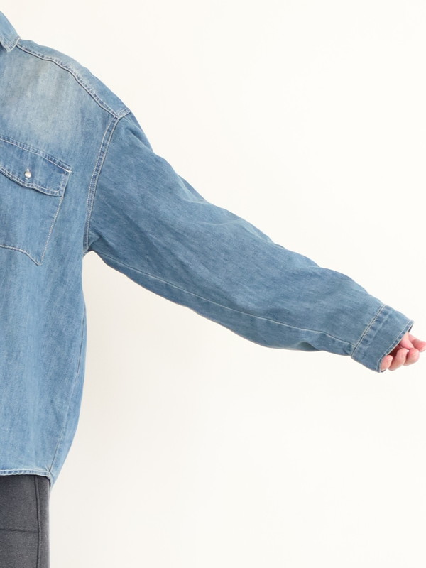 【tranoi】ドームボタンデニムシャツ