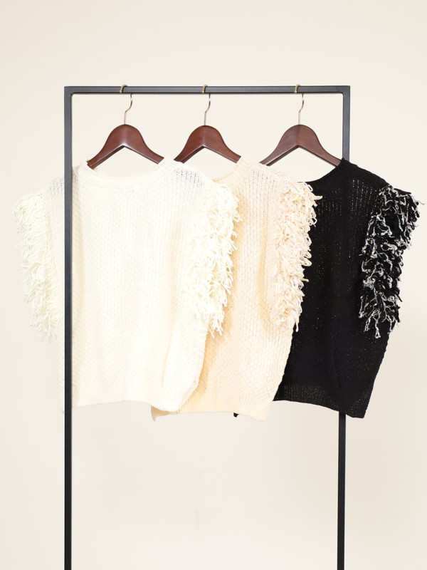 【CHIGNON】袖フリンジニットベスト