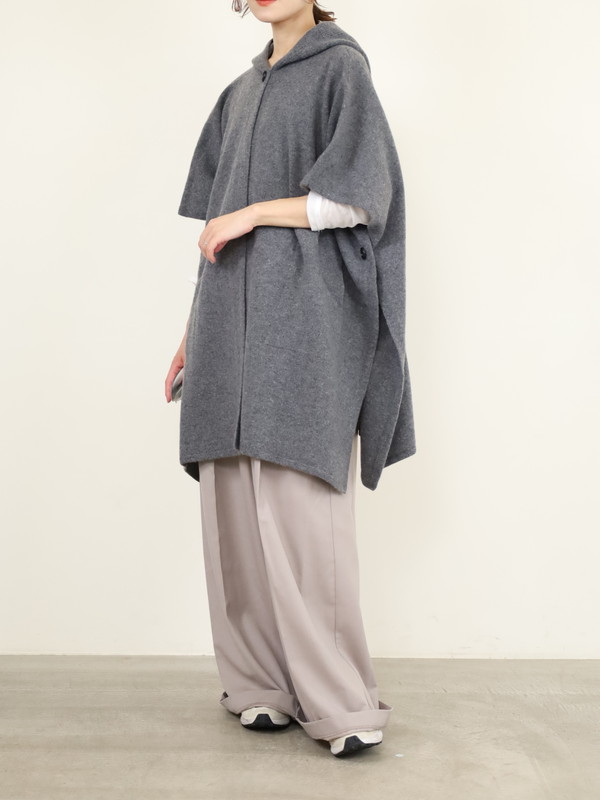 【Emmaculate】フードニットポンチョ 