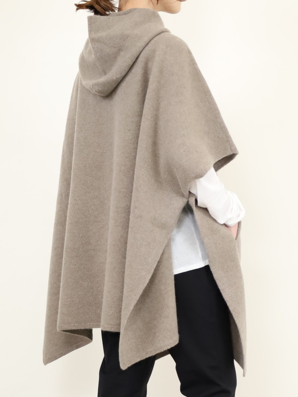 【Emmaculate】フードニットポンチョ 