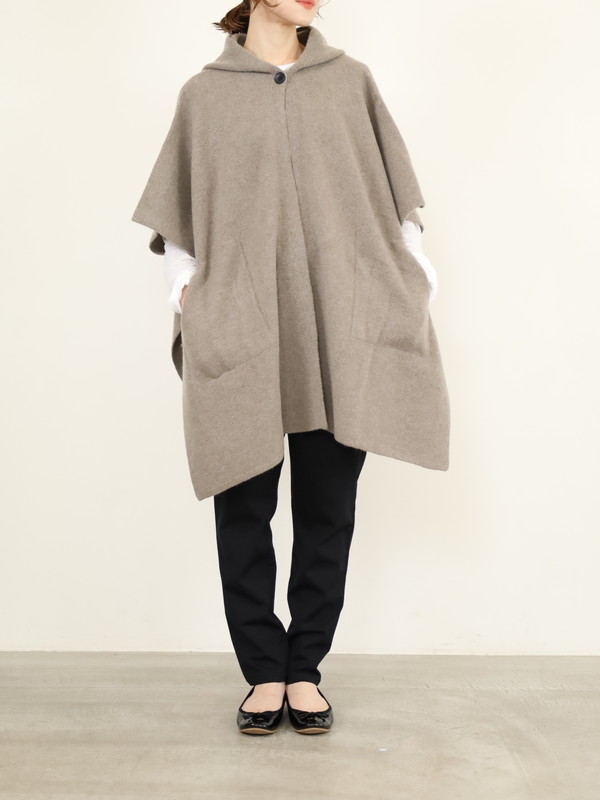 【Emmaculate】フードニットポンチョ 