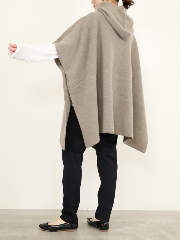 【Emmaculate】フードニットポンチョ 