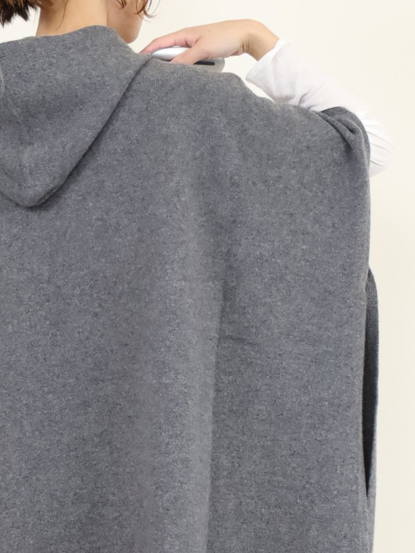 【Emmaculate】フードニットポンチョ 