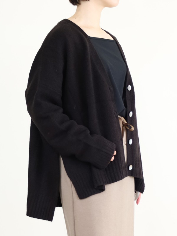【siro de la bonte】ホイップヤーンサイドスリットカーディガン