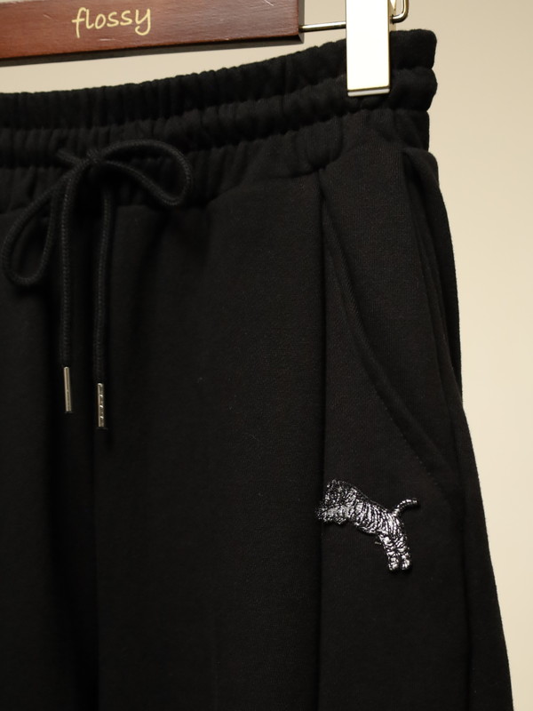 【tranoi】TORAワッペン裏毛バレルパンツ