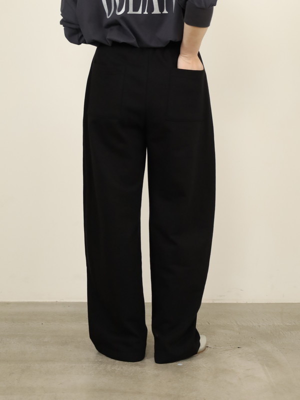 【tranoi】TORAワッペン裏毛バレルパンツ