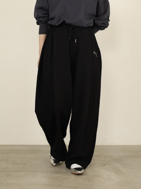 【tranoi】TORAワッペン裏毛バレルパンツ