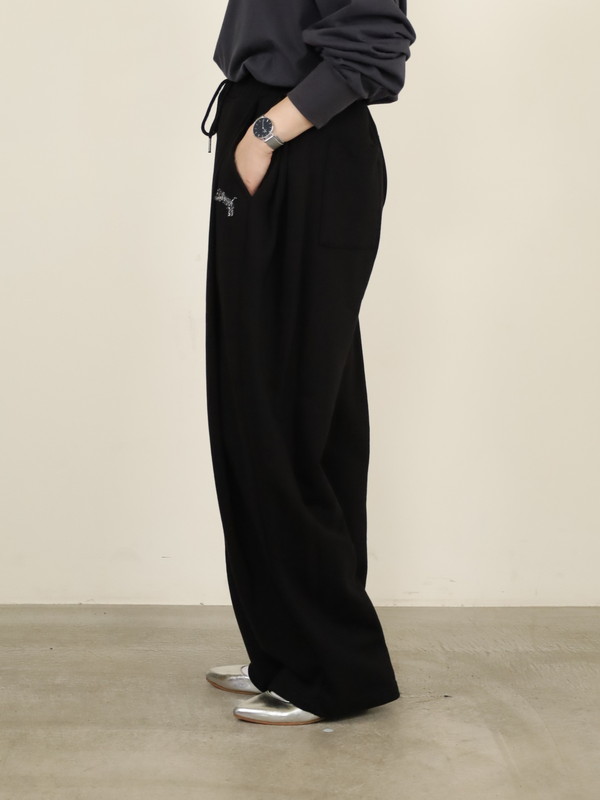 【tranoi】TORAワッペン裏毛バレルパンツ