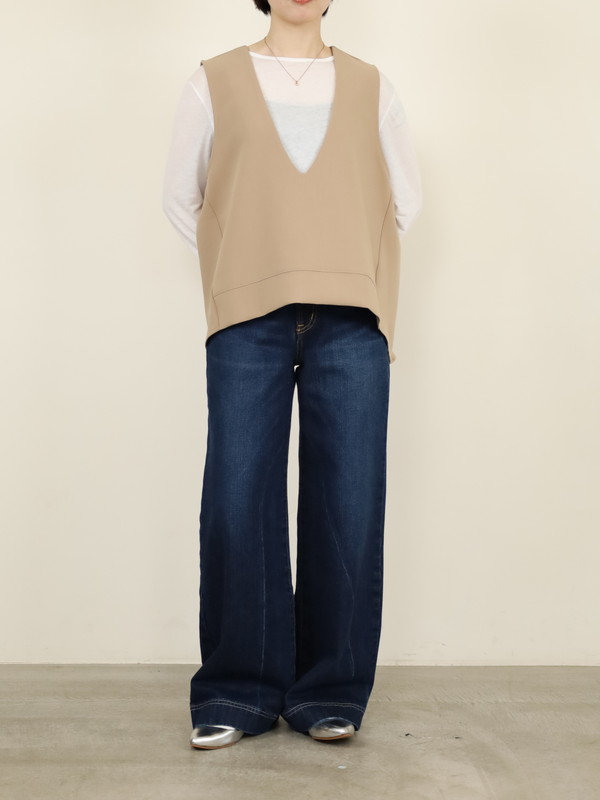 【tranoi】バックスリットVネックジレ