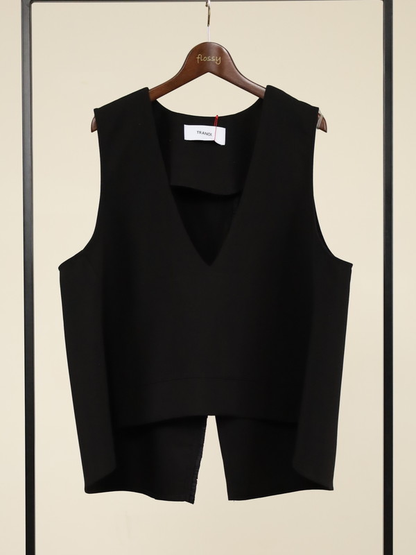 【tranoi】バックスリットVネックジレ