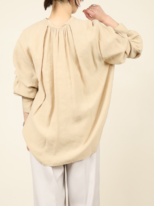 【CHIGNON】前後両用ボリュームスリーブブラウス 