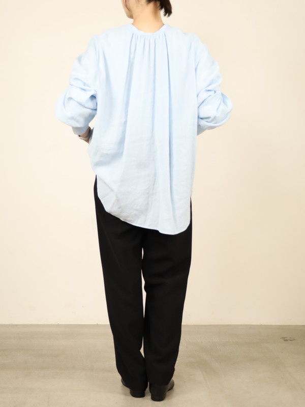 【CHIGNON】前後両用ボリュームスリーブブラウス 