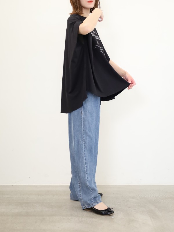 【ayane】ポンチョ型ロゴTシャツ