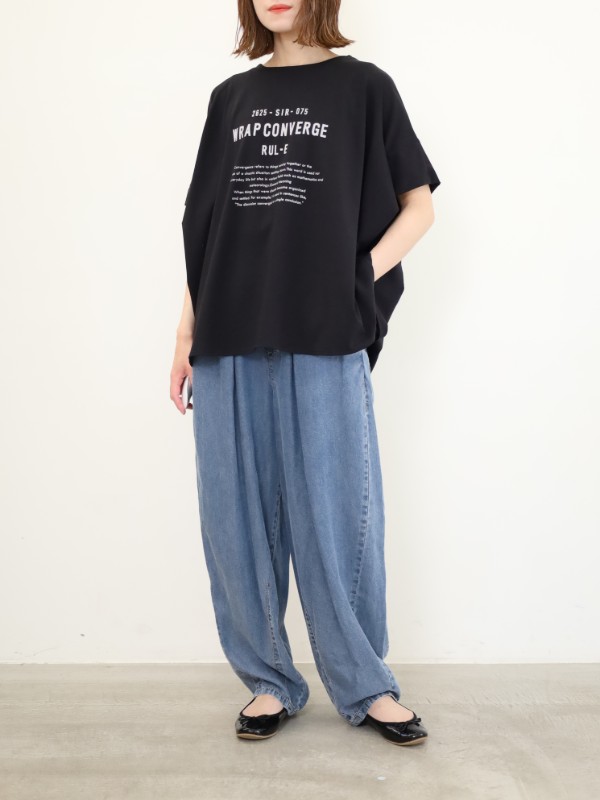 【ayane】ポンチョ型ロゴTシャツ