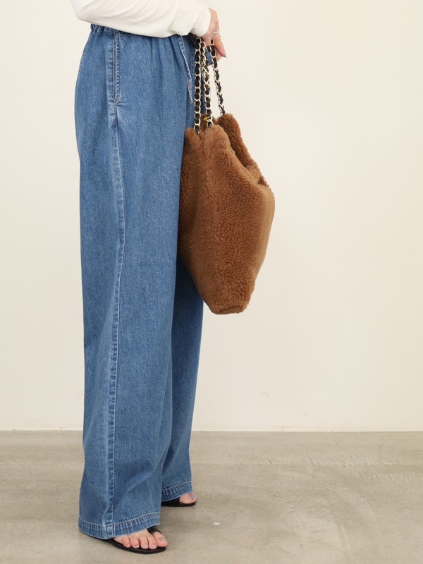 【VIOLA'dORO】チェーンハンドルボアバッグ