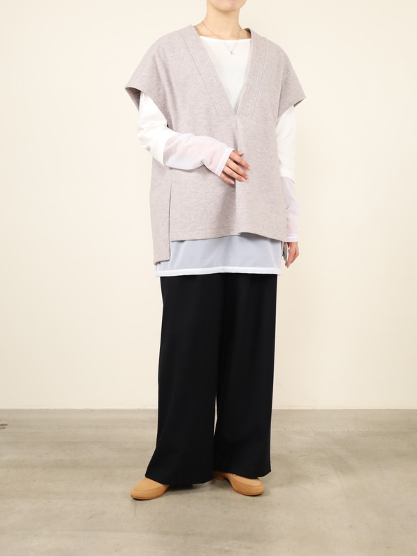 【trois】ニードルジャージージレ