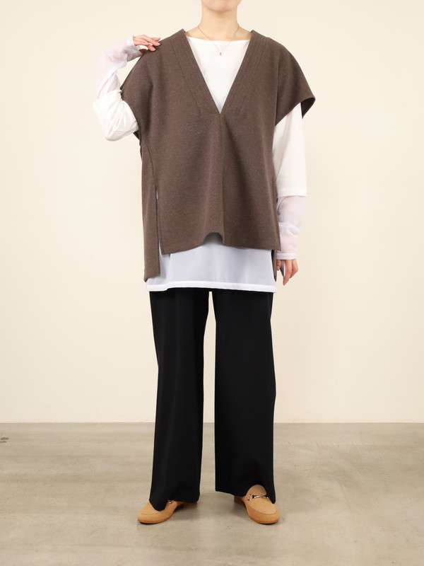 【trois】ニードルジャージージレ