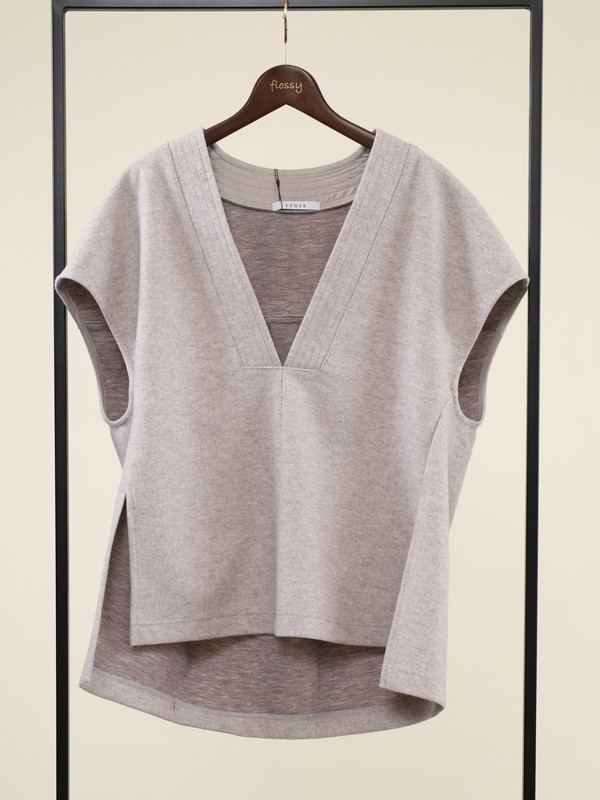 【trois】ニードルジャージージレ