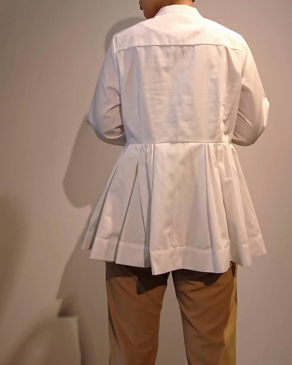 【SONO】ブロードタックペプラムブラウス