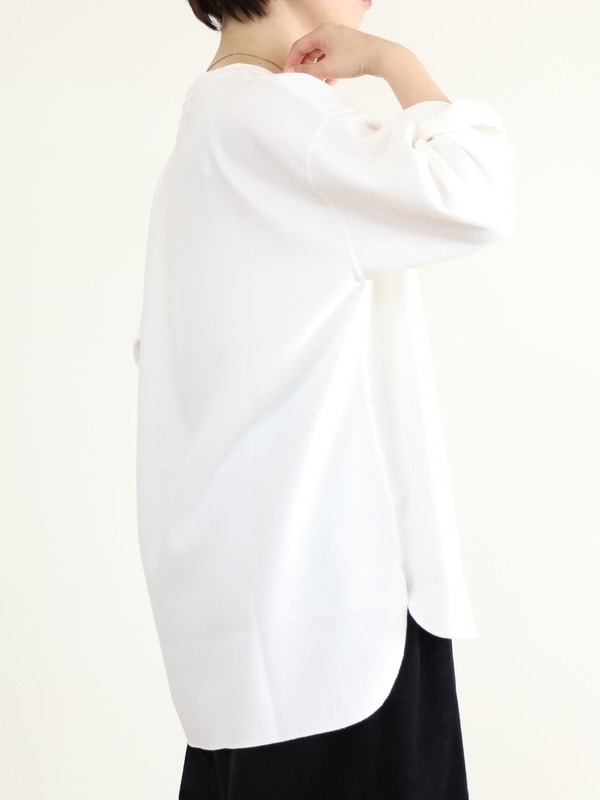 【LeMelange】ガゼット入りラウンドヘムトップス