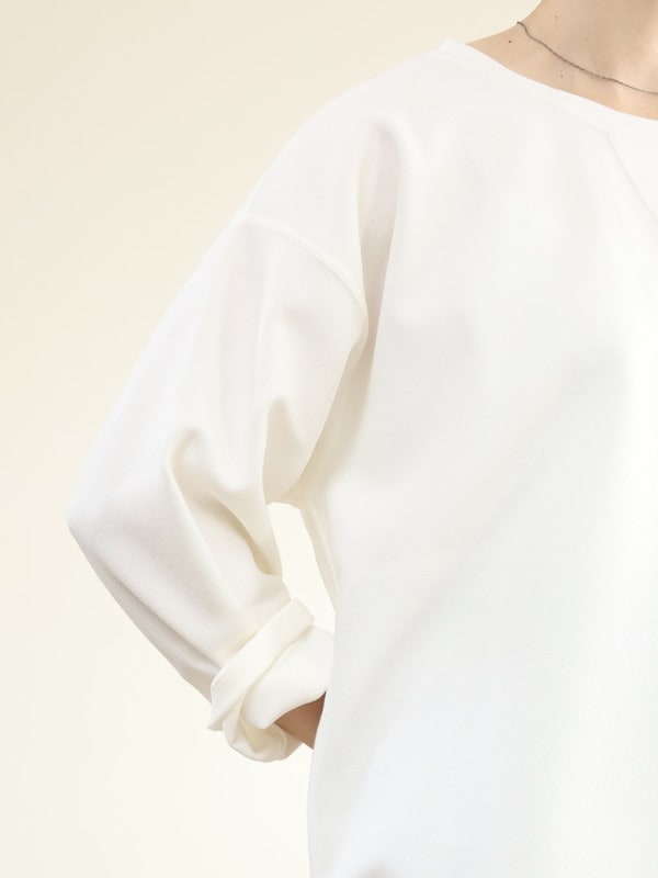 【LeMelange】ガゼット入りラウンドヘムトップス