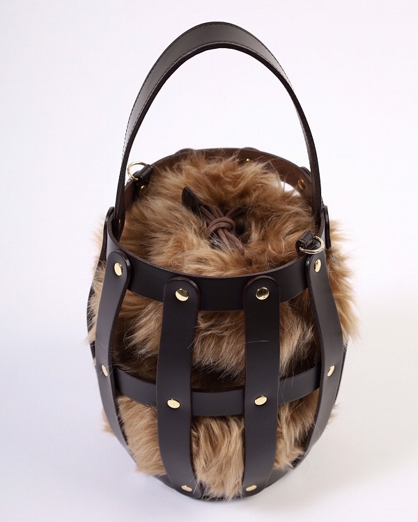 【VIOLA'dORO】エコファー×牛革バック