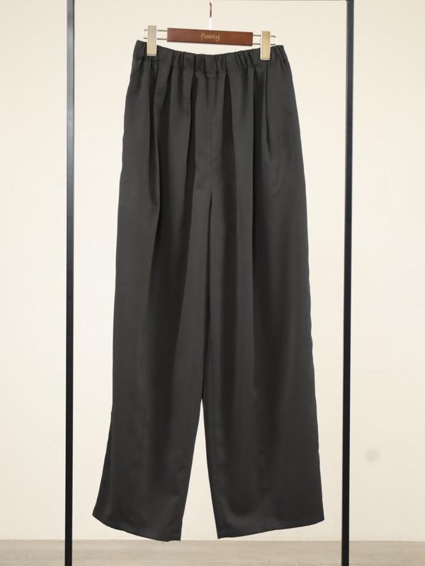 【CEaRET】タックカーブパンツ