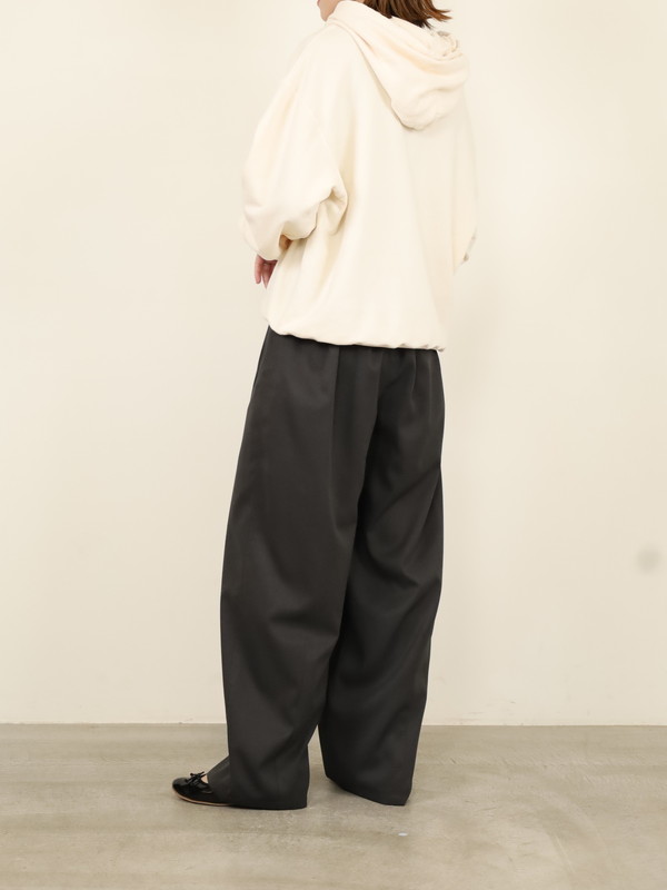 【CEaRET】タックカーブパンツ