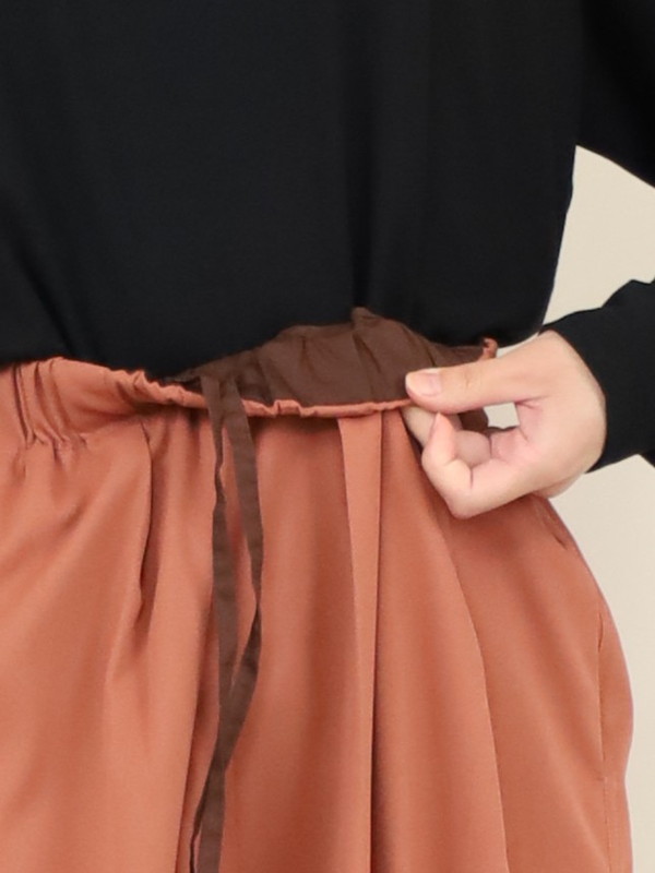 【CEaRET】タックカーブパンツ