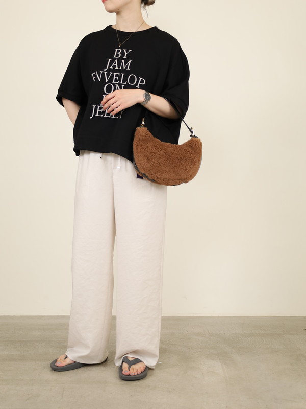 【VIOLA'dORO】エコムートン三日月ポシェット