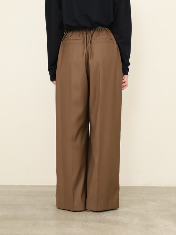 【CEaRET】タックストレートパンツ