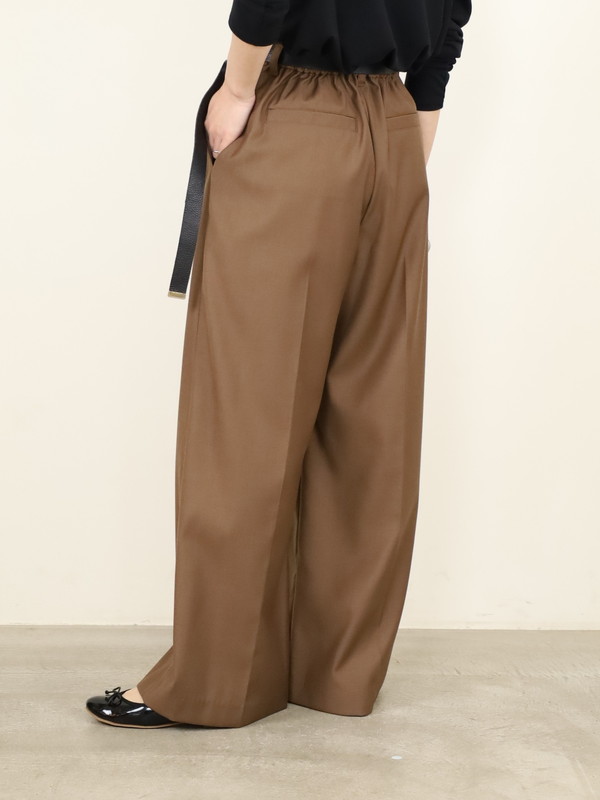 【CEaRET】タックストレートパンツ