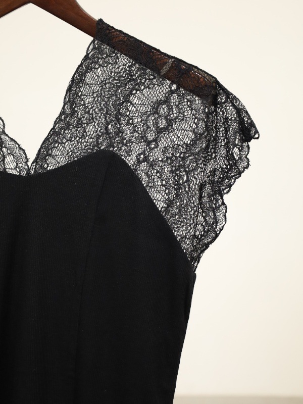 【ayane】ショルダーレースタンクトップ