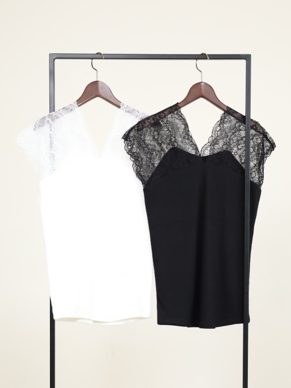 【ayane】ショルダーレースタンクトップ