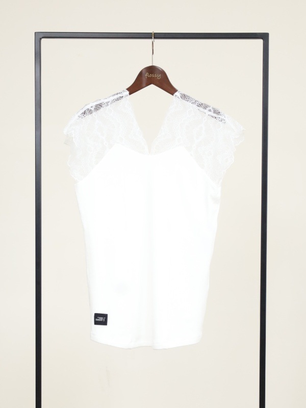 【ayane】ショルダーレースタンクトップ