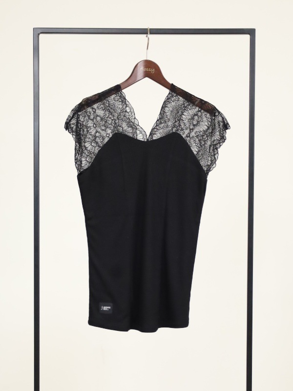 【ayane】ショルダーレースタンクトップ