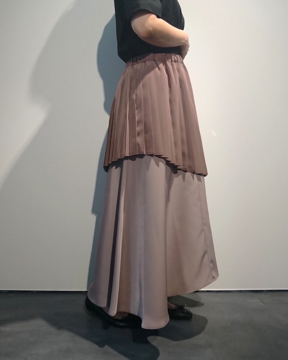 【MARECHAL TERRE】部分プリーツアシンメトリースカート
