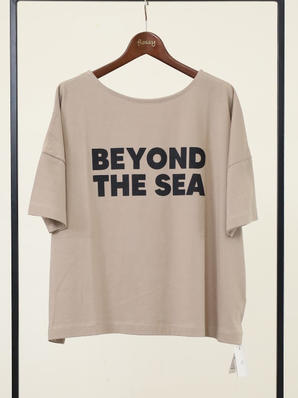 【siro de la bonte】前後両用ワイドロゴＴシャツ