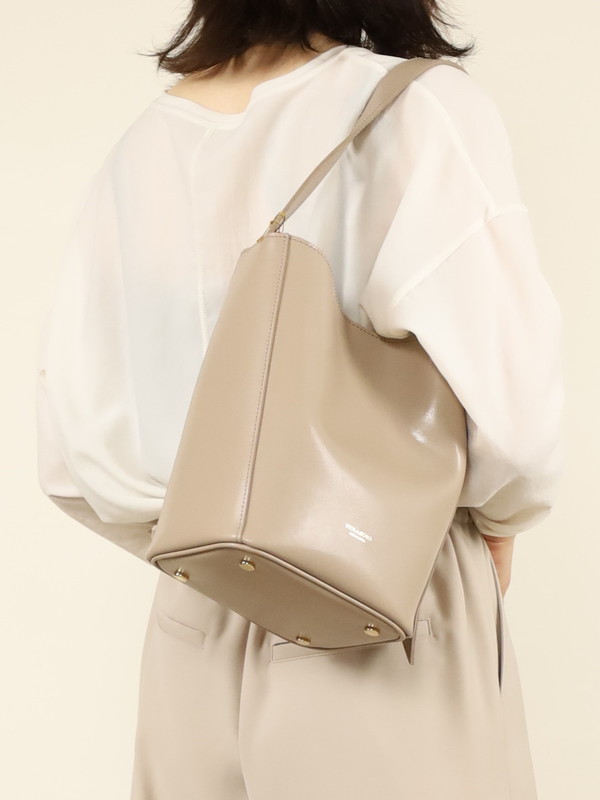 【VIOLA'dORO】スプリットレザーワンショルダーバッグ