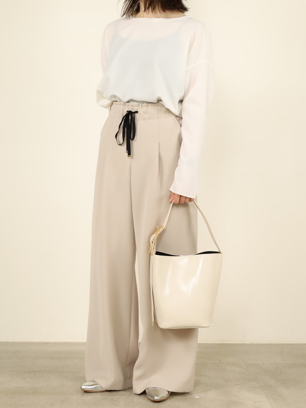 【VIOLA'dORO】スプリットレザーワンショルダーバッグ