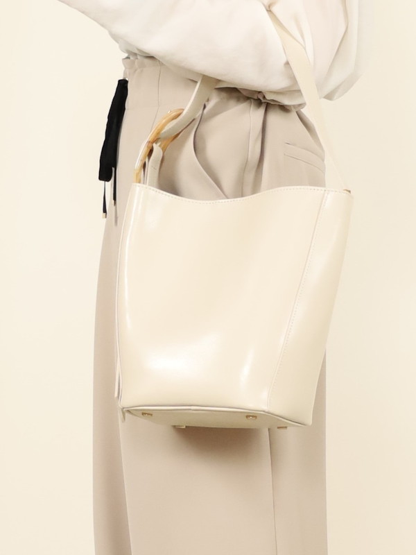 【VIOLA'dORO】スプリットレザーワンショルダーバッグ