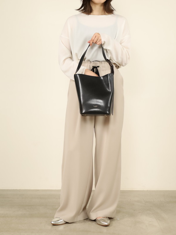 【VIOLA'dORO】スプリットレザーワンショルダーバッグ