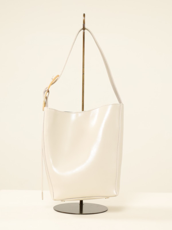 【VIOLA'dORO】スプリットレザーワンショルダーバッグ