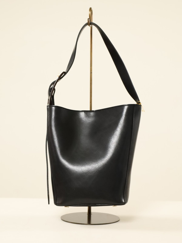 【VIOLA'dORO】スプリットレザーワンショルダーバッグ