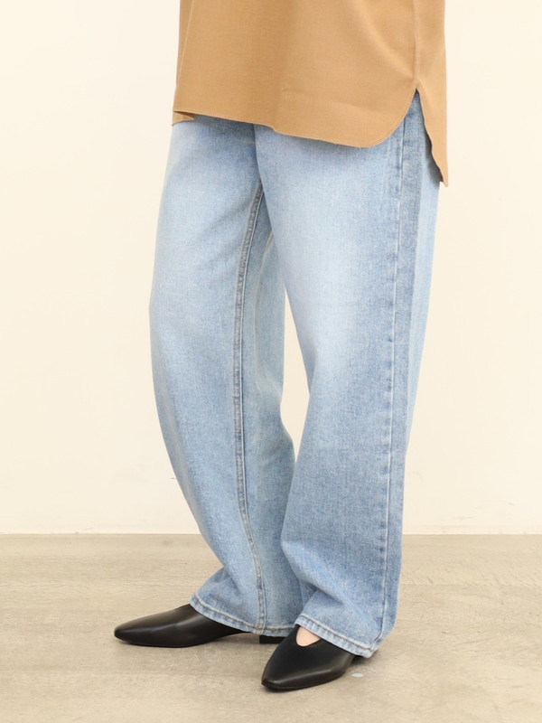 【tranoi】ストレートデニムパンツ 
