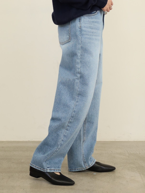 【tranoi】ストレートデニムパンツ 