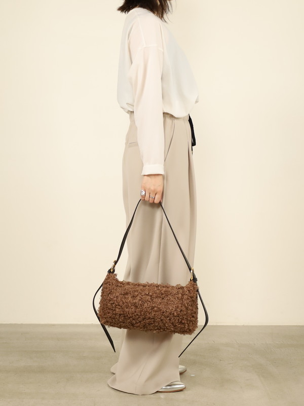 【VIOLA'dORO】カールエコファーワンショルダーバッグ