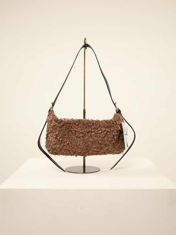 【VIOLA'dORO】カールエコファーワンショルダーバッグ