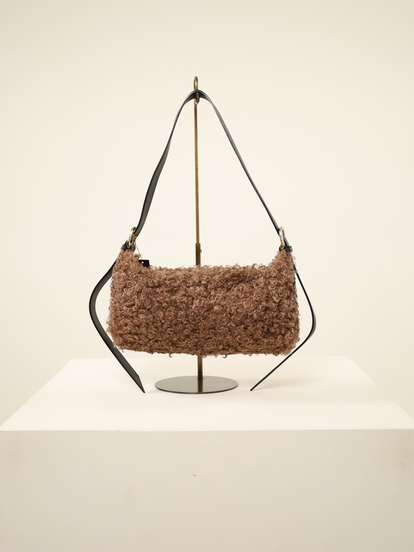 【VIOLA'dORO】カールエコファーワンショルダーバッグ