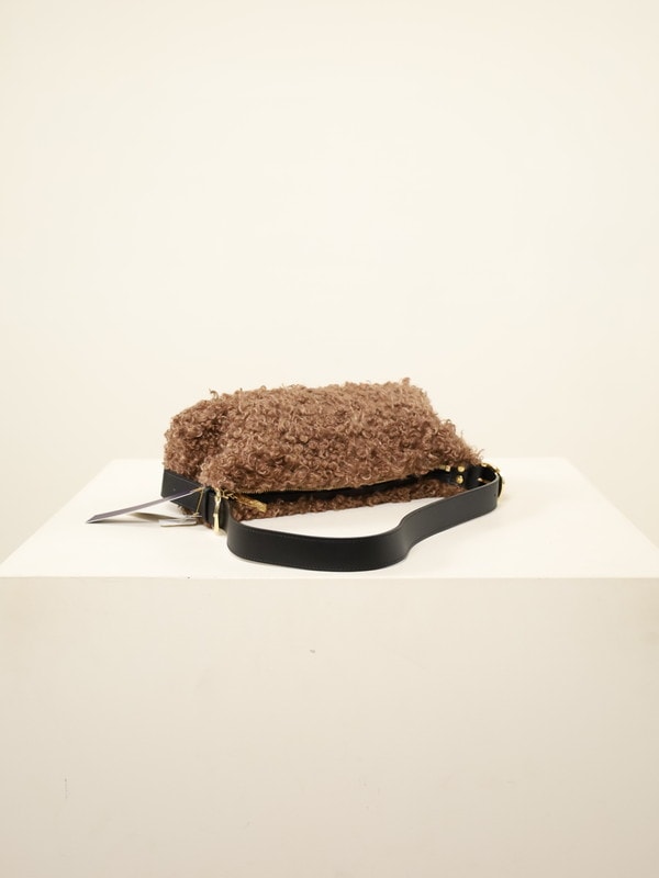 【VIOLA'dORO】カールエコファーワンショルダーバッグ